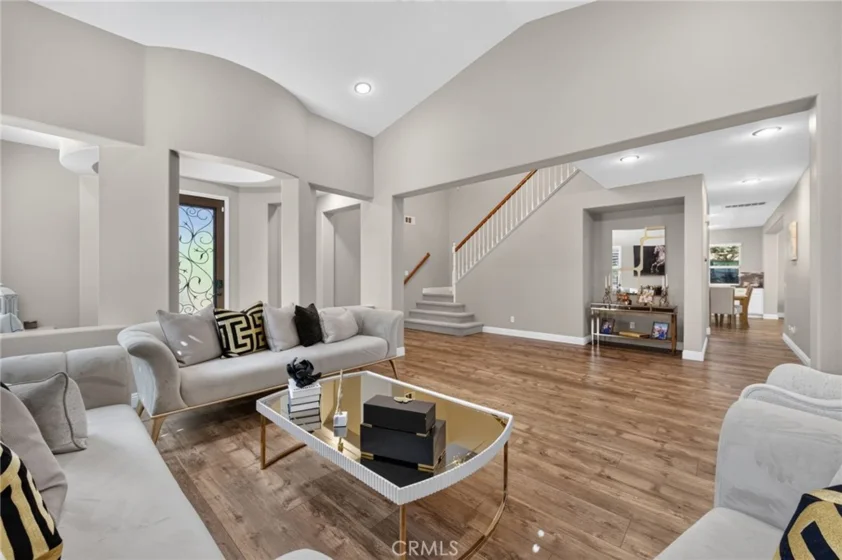 42111 Majestic Court photo 14