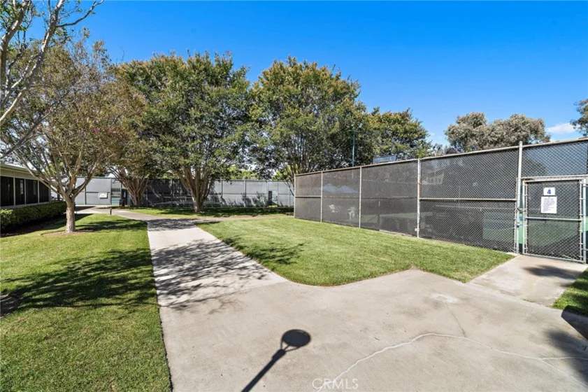 8932 Biscayne Court #1320E photo 26