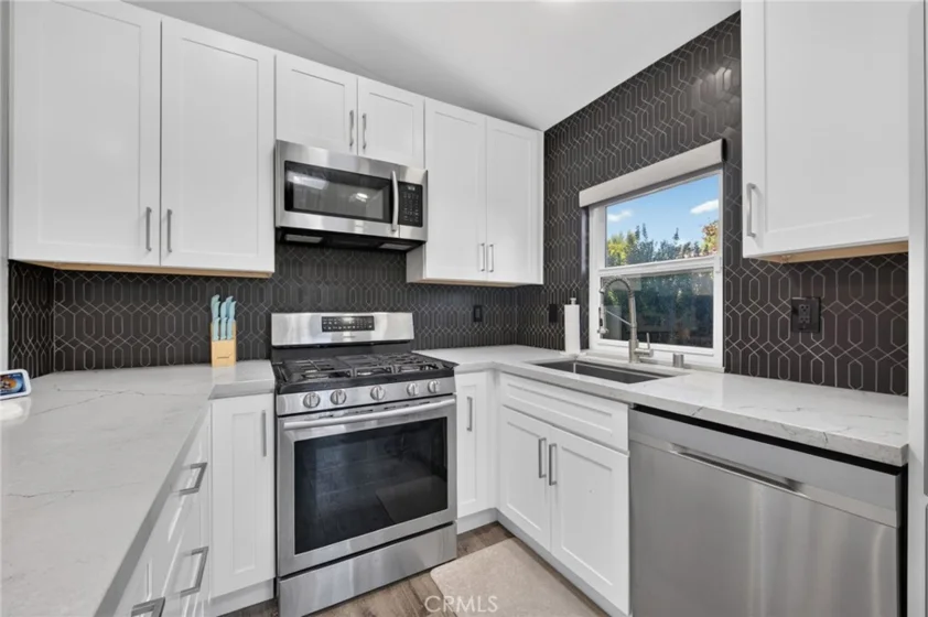 25998 Summer Dawn Court photo 14