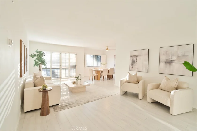 5400 Lindley Avenue #322 photo 2