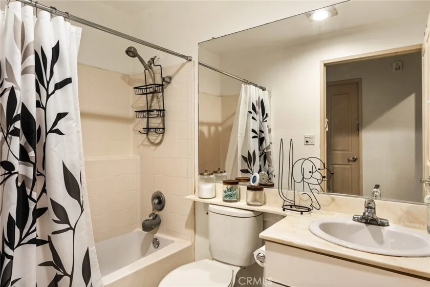 19350 Sherman Way #139 photo 11