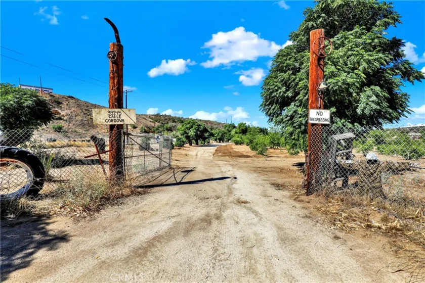 39145 Calle Cordova photo 10