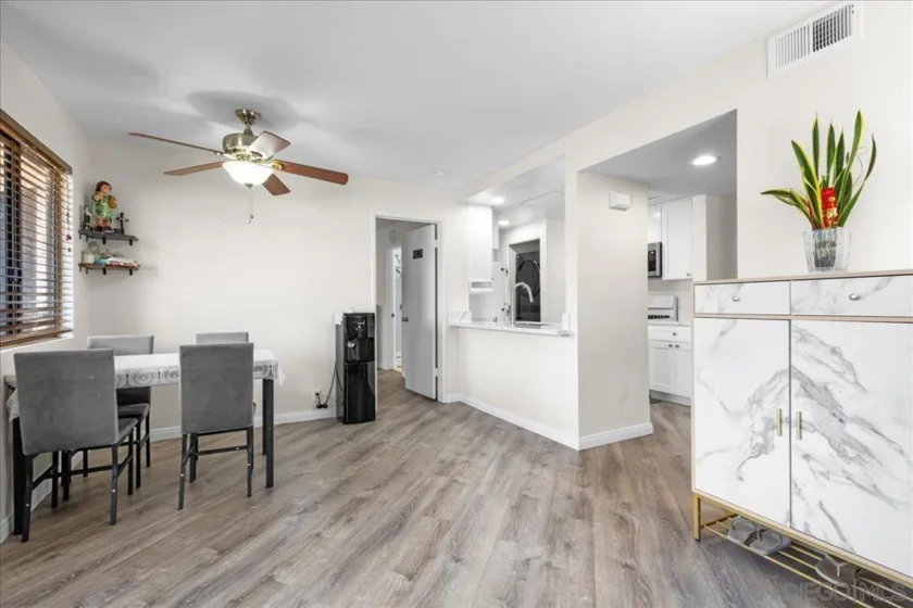 2916 Elm Tree Court photo 5