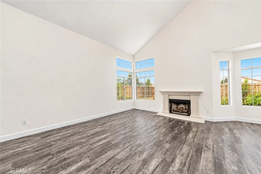25099 Calle Entradero photo 7
