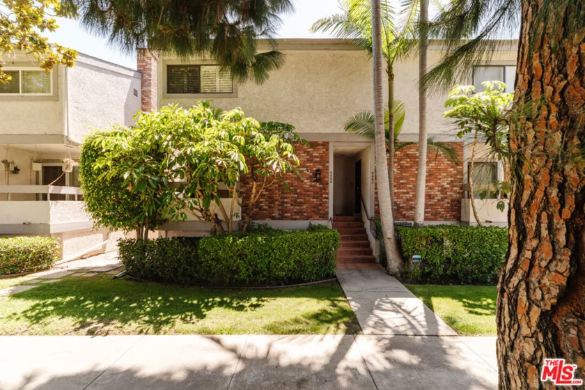 4059 La Salle Avenue #104 photo 2