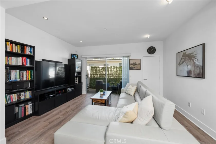 1700 Sawtelle Boulevard #317 photo 2