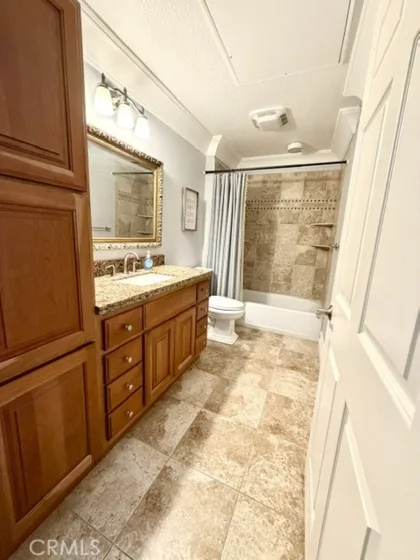 27 Chaumont Circle photo 18