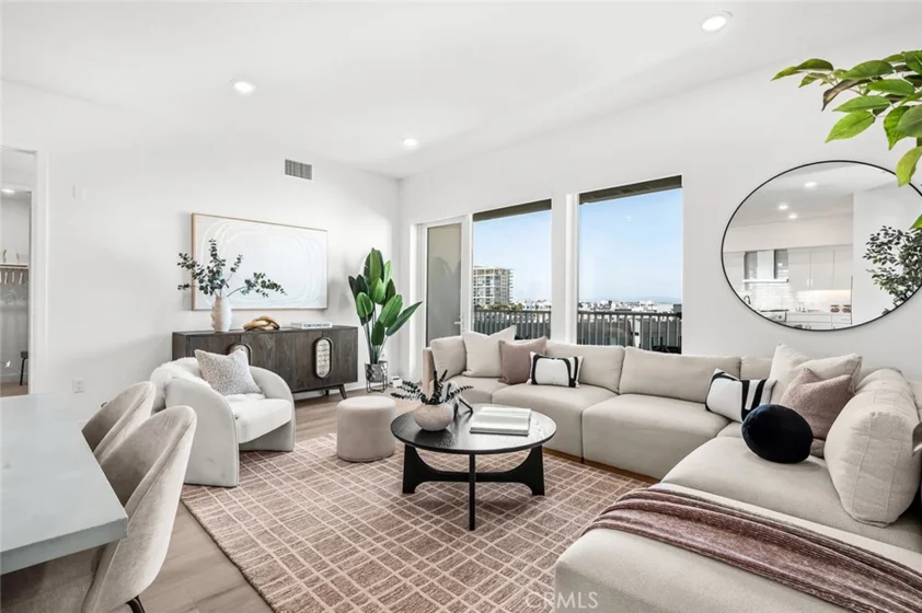 3604 Rivington photo 1