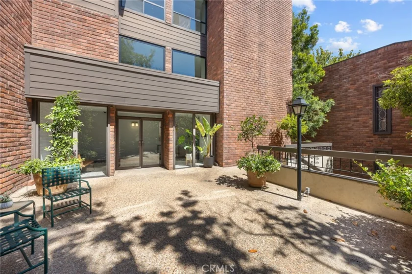 700 S Lake Avenue #109 photo 1