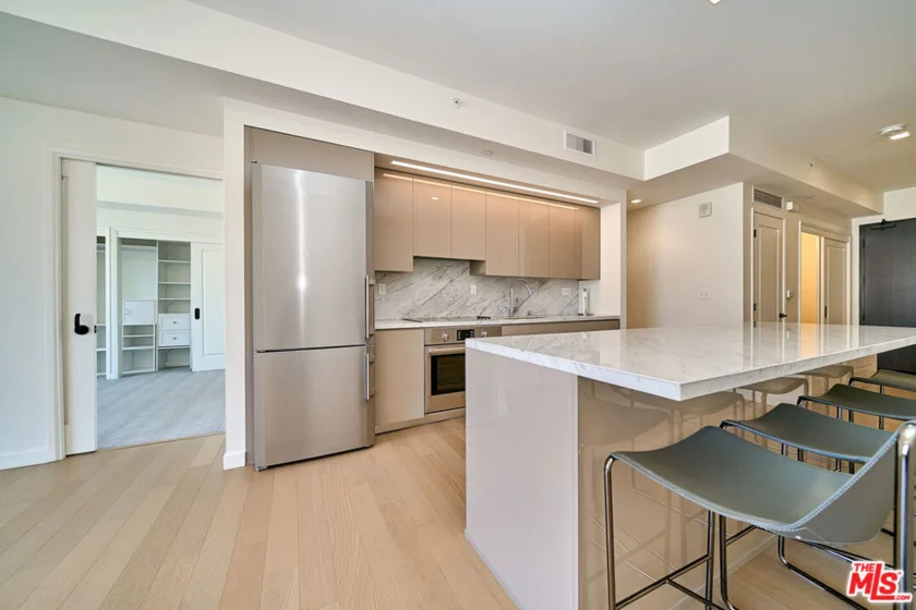 1050 S Grand Avenue #1008 photo 11