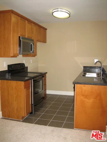 10982 Roebling Avenue #511 photo 3