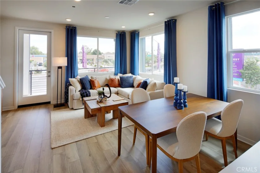 9550 Hannah Way photo 13