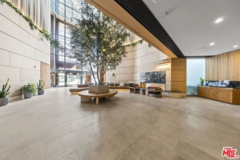 1100 Wilshire Boulevard #3508 photo 33