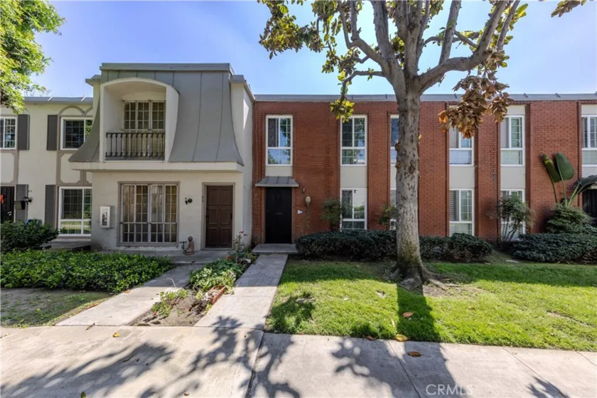 1800 W Gramercy Avenue #49 photo 1