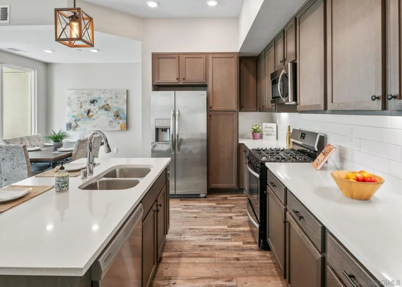 2045 Mindoro Lane #2 photo 4