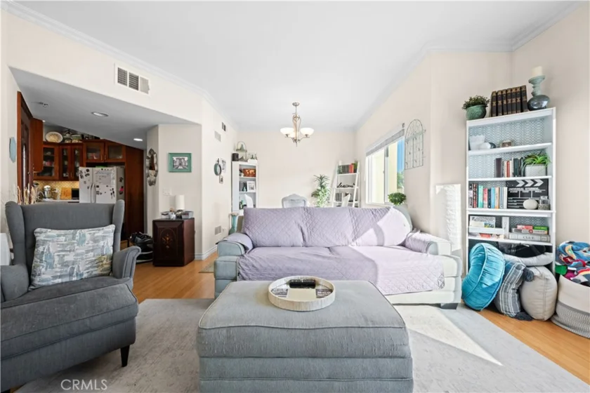 626 E Orange Grove Avenue #301 photo 5