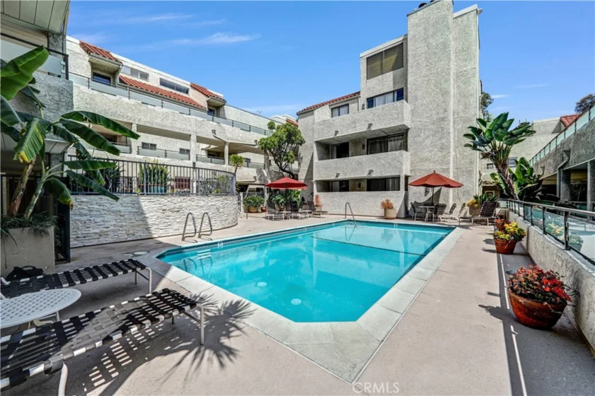 1900 Vine Street #212 photo 30