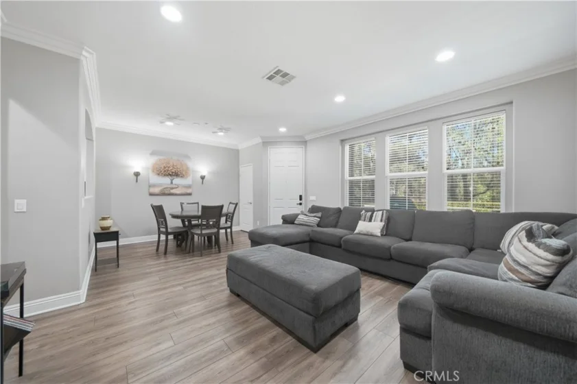 29118 Portland Court photo 4