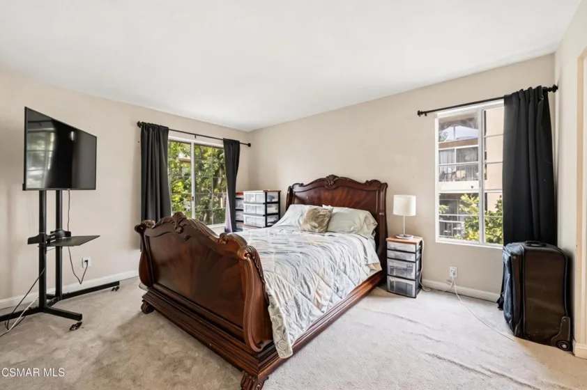 21400 Burbank Boulevard #306 photo 9