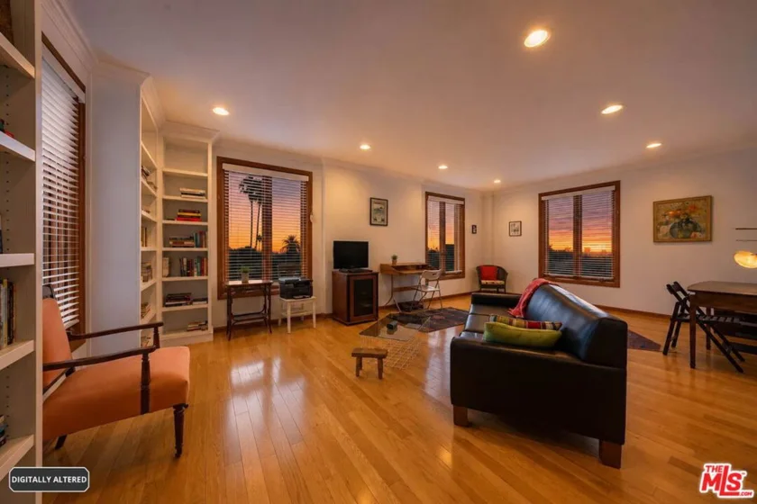 1424 N Crescent Heights Boulevard #49 photo 3