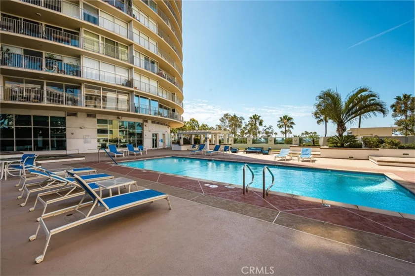 700 E Ocean #706 photo 17
