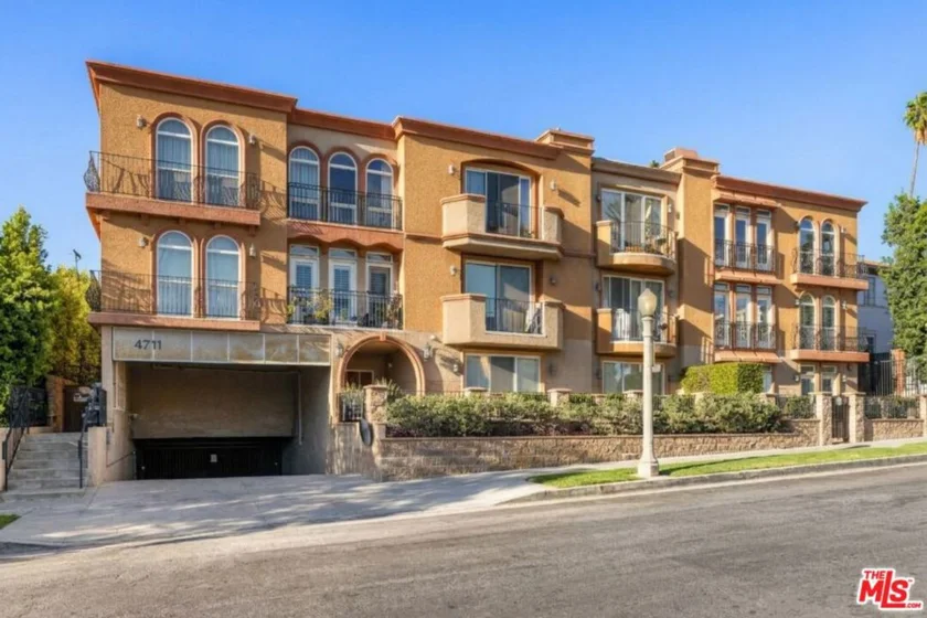 4711 Ambrose Avenue #204 photo 2