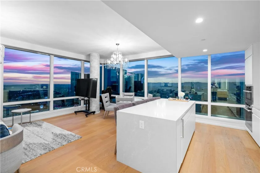 877 Francisco Street #4111 photo 3