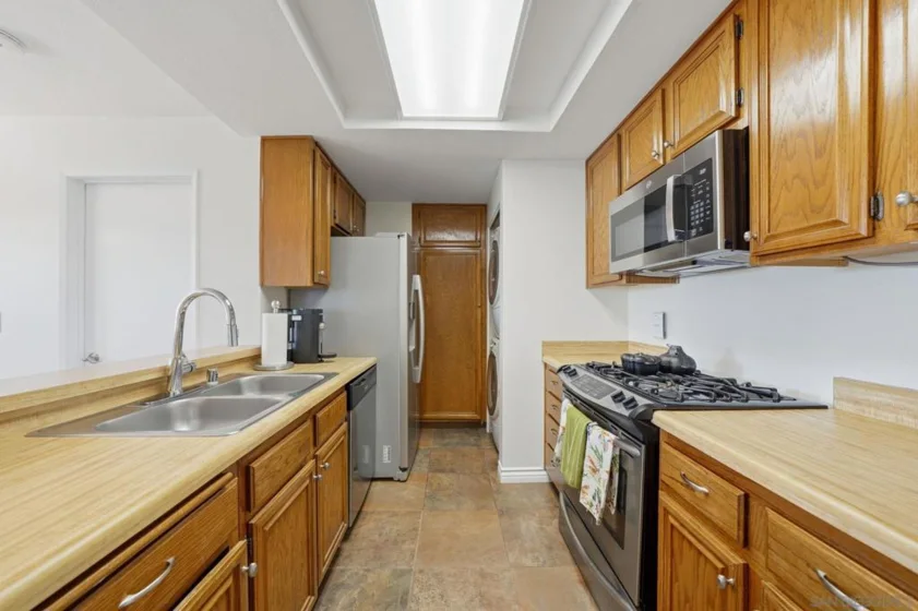 3003 Blue Oak Court photo 18