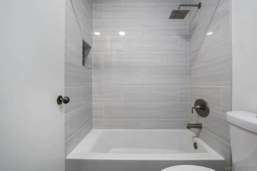 4205 Ohio Street #304 photo 18