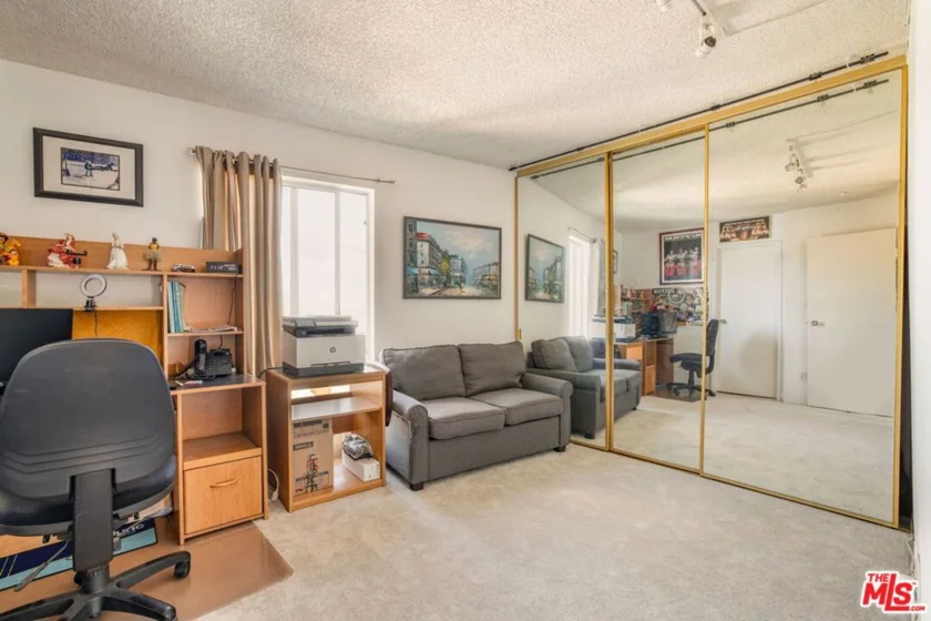 4242 Stansbury Avenue #116 photo 13