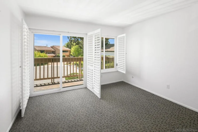 2538 Caminito Muirfield photo 37