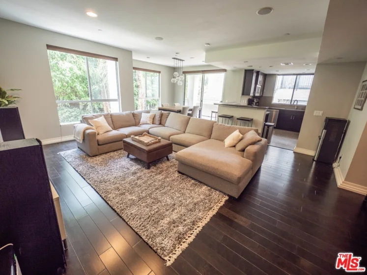 1430 S Beverly Glen Boulevard #301 photo 1