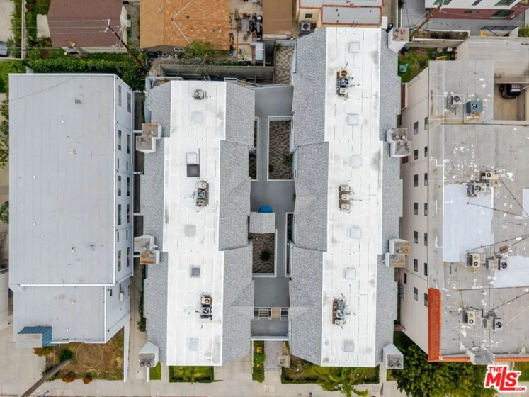1121 E Wilson Avenue #12 photo 28