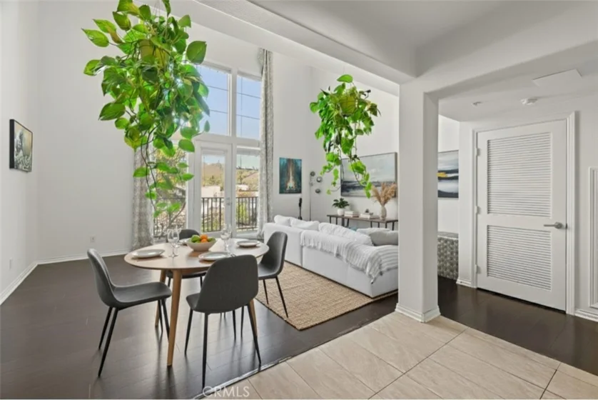 360 W Avenue 26 #401 photo 1