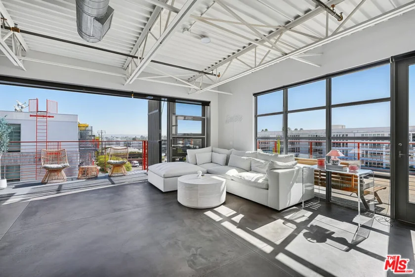 4141 Glencoe Avenue #511 photo 7