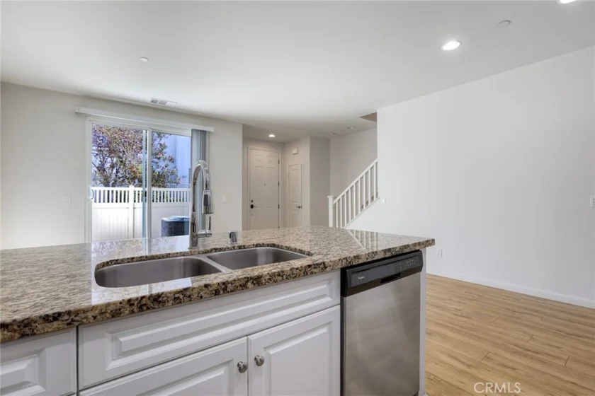 44014 Arcadia Court photo 15