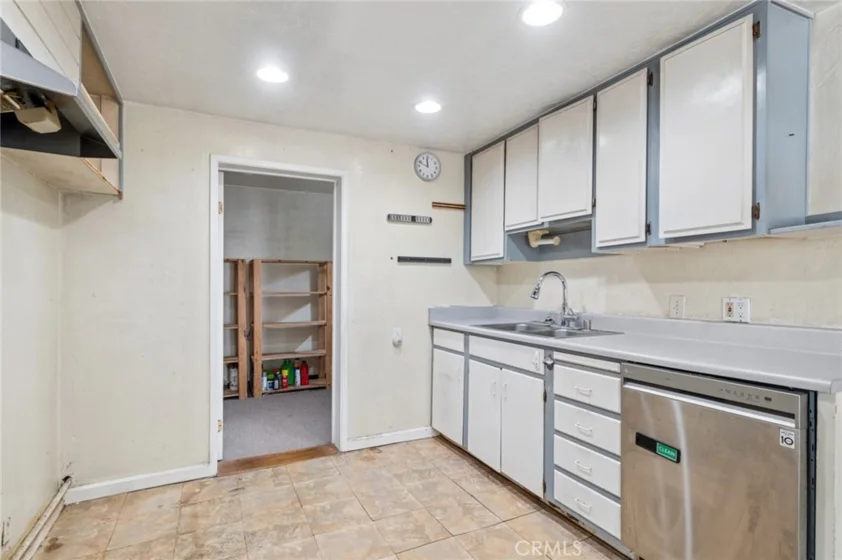 3214 Broad Street photo 13