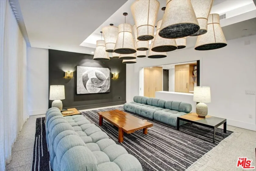 10777 Wilshire Boulevard #209 photo 36