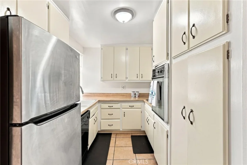 5625 Windsor Way #211 photo 7