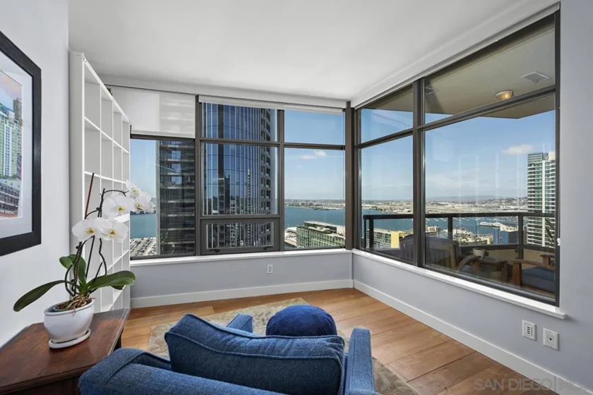 700 W E Street #2903 photo 37