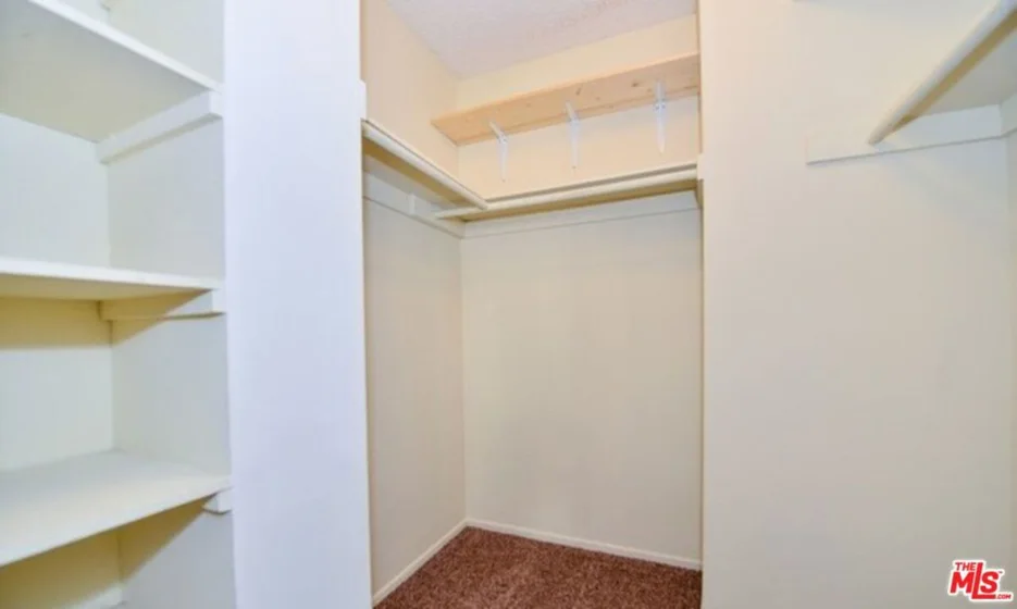 6456 Cavalleri Road photo 32