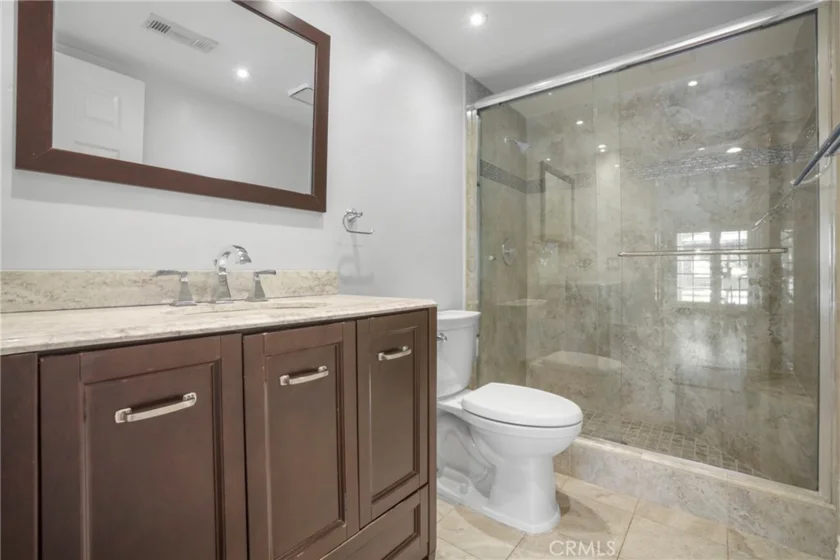31752 Poole Court photo 15