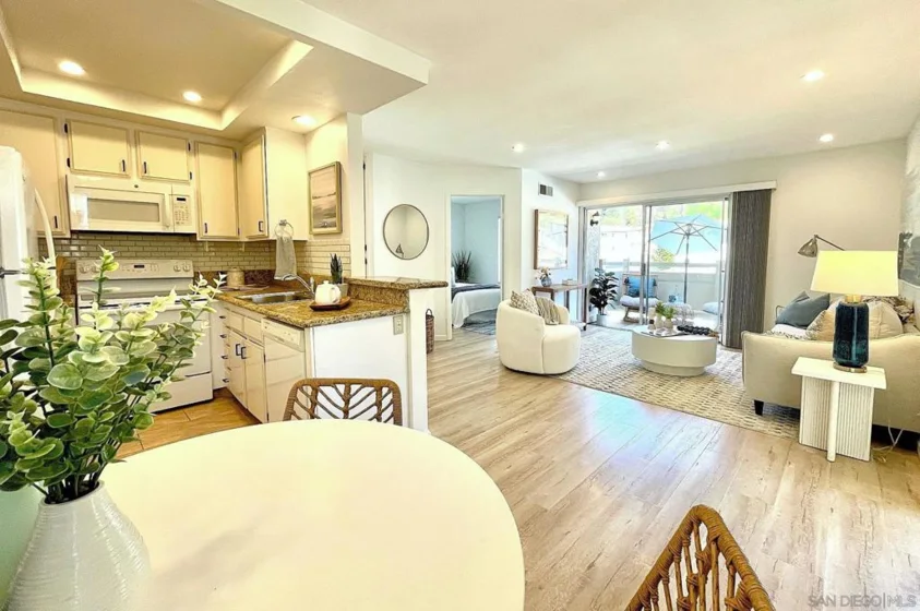 8811 Gilman Drive #H photo 1