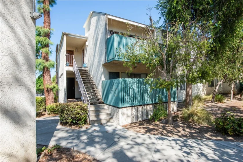 5700 Etiwanda Avenue #259 photo 1