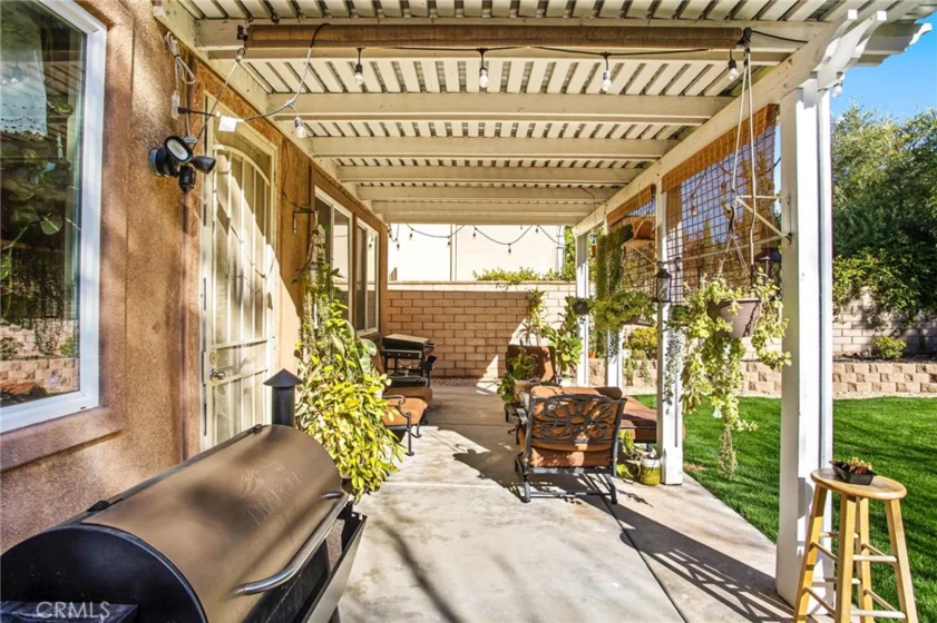 22862 Montanya photo 41