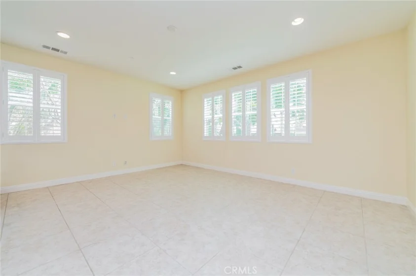 219 Wicker photo 6
