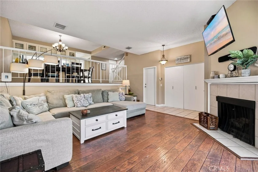 18360 Collins #L photo 10