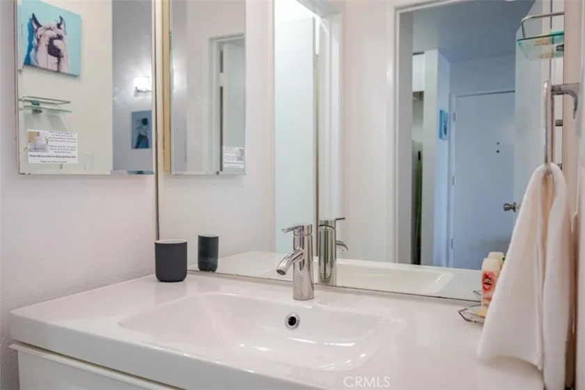 1621 S Hotel Circle #E320 photo 11