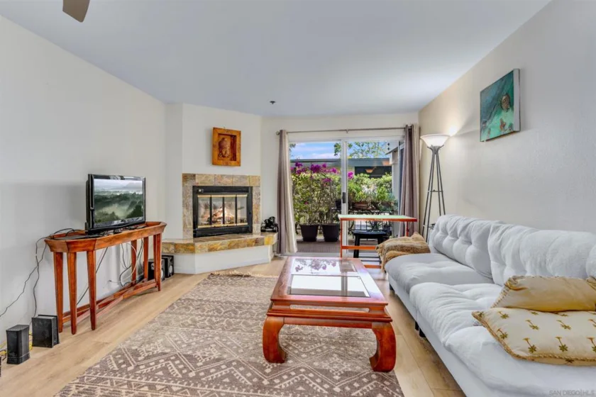 1616 Circa Del Lago #C #108 photo 22