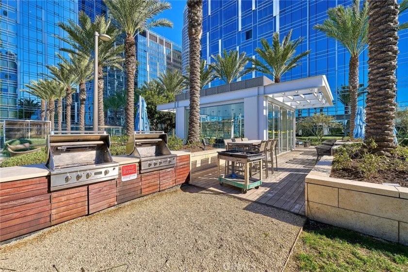 877 Francisco Street #1717 photo 5